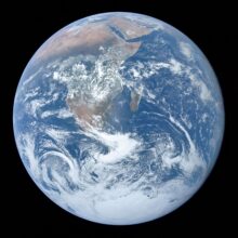 The_Blue_Marble_remastered